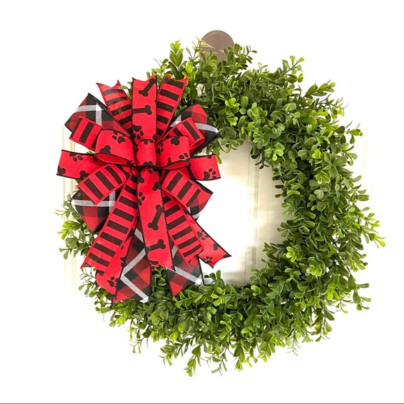 Handmade Paw Print Bow for Home Decor - Picture 4 of 6